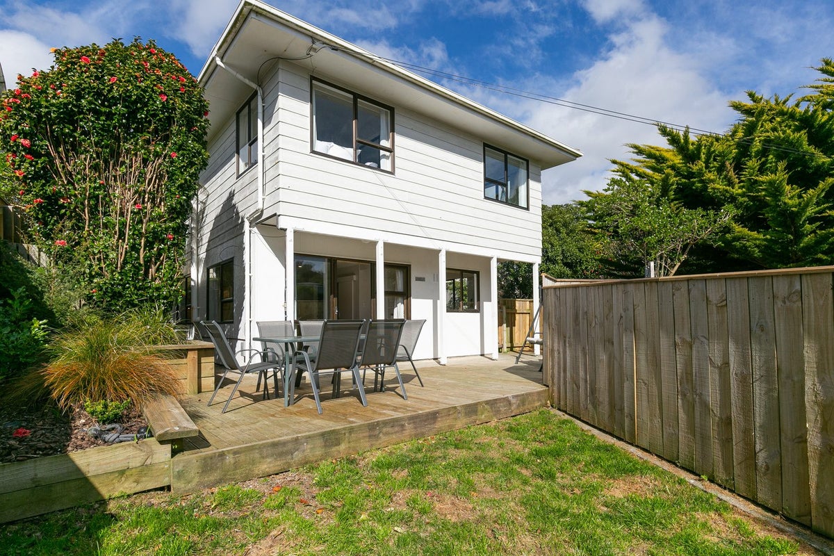 30A Bassett Road, Johnsonville, Wellington - Carousel 1