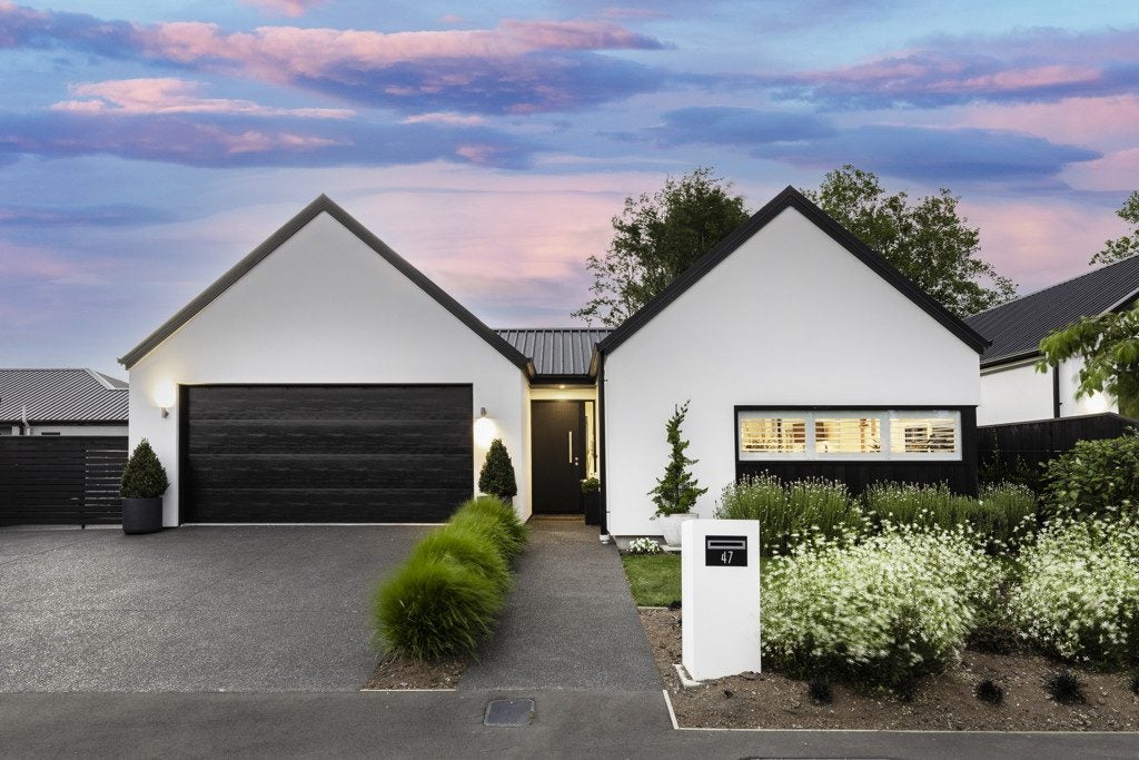 47 Tulett Park Drive, Casebrook, Christchurch - Carousel 1