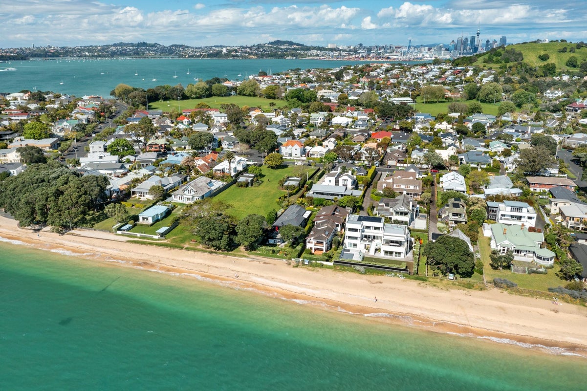 6 Eton Avenue, Devonport, Auckland - Carousel 31
