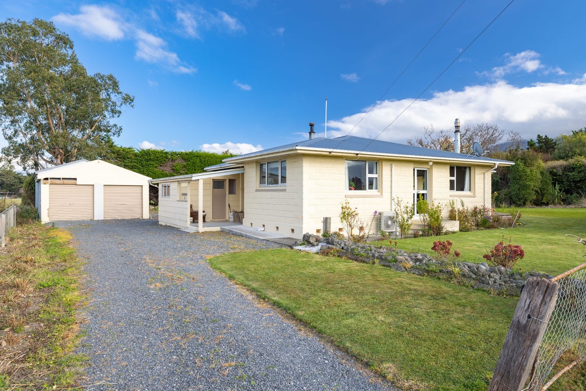 47 Wilderness Road, Kaikoura - Carousel 1