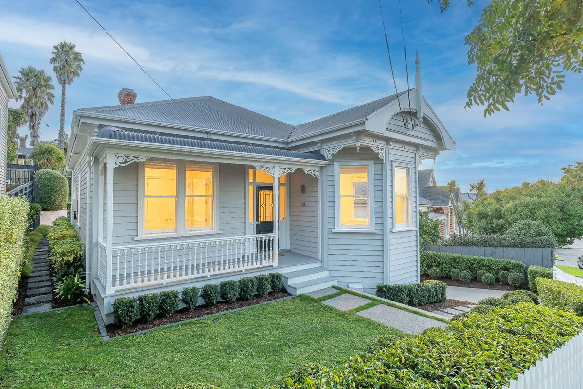 12 Grosvenor Street, Grey Lynn, Auckland - Carousel 1