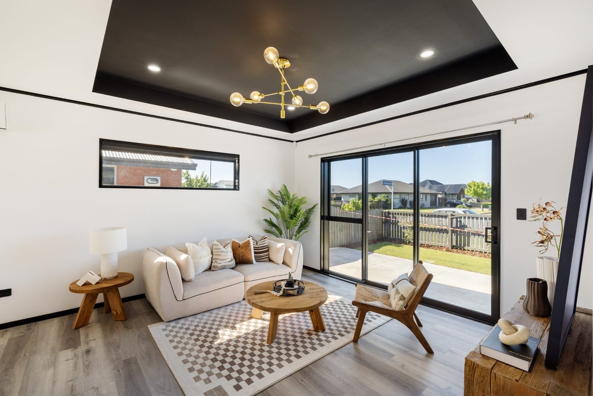 16A Little Gem Road, Hornby, Christchurch - Carousel 2