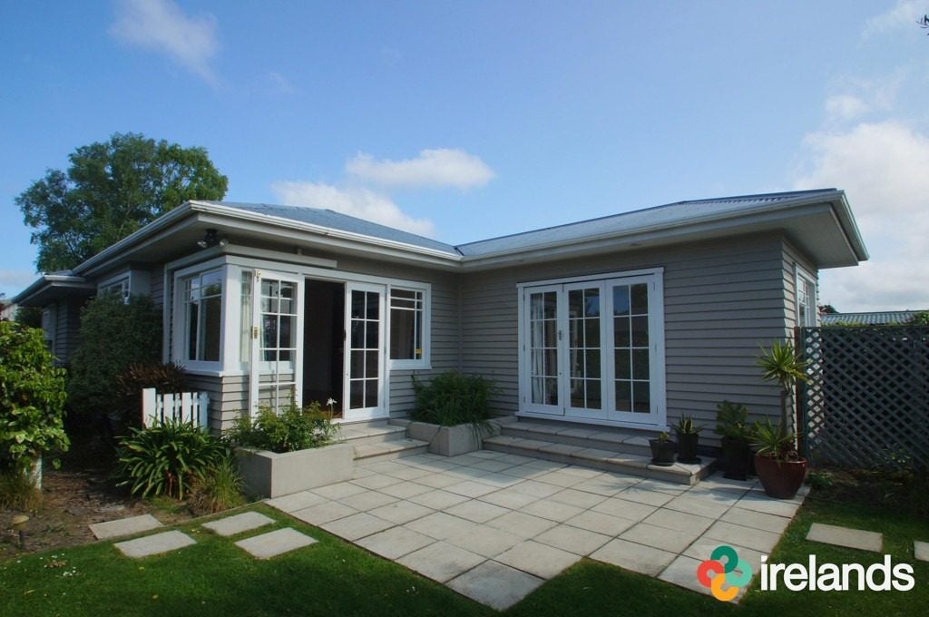 105 St Martins Road, Saint Martins, Christchurch - Carousel 1