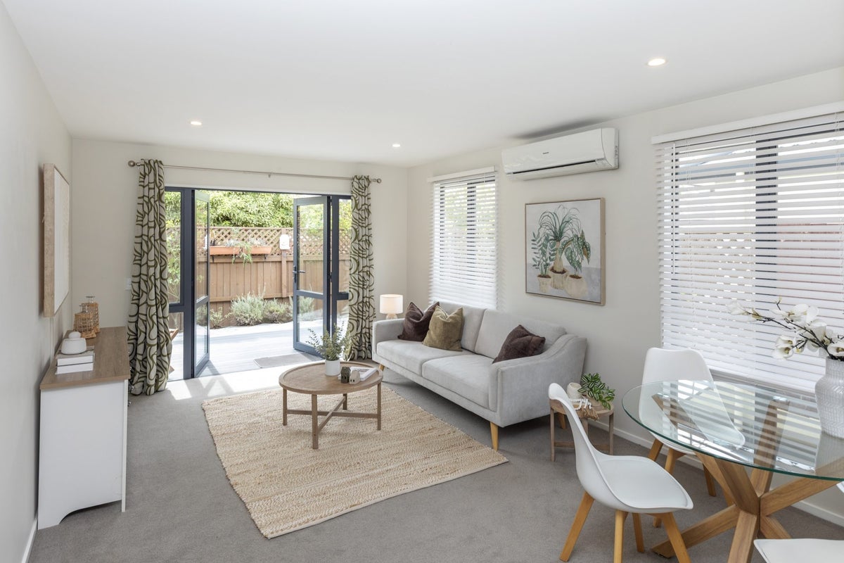 52B Marshland Road, Shirley, Christchurch - Carousel 1