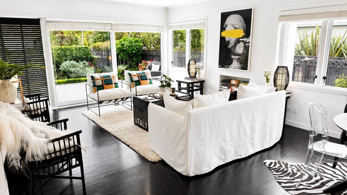 3 Surrey Street, Tawa, Wellington - Carousel 2