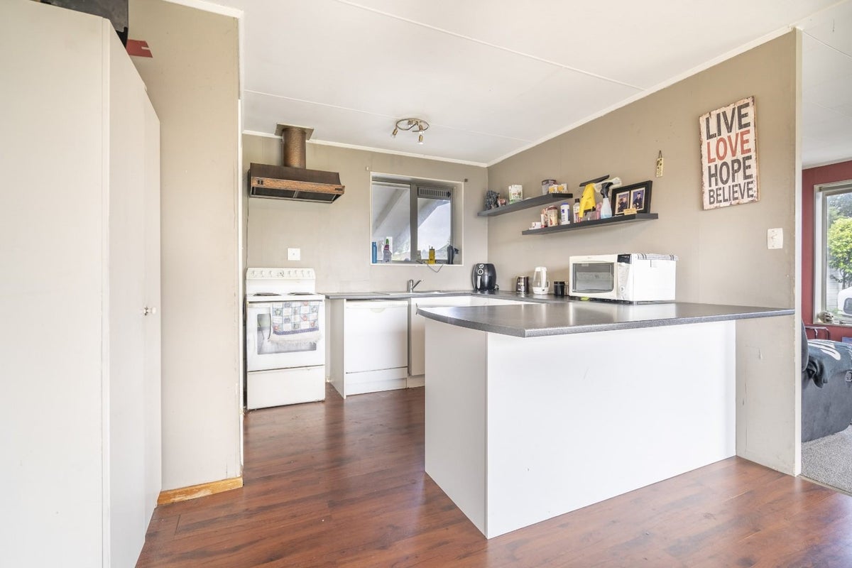 35 Dunbeath Crescent, Kew, Invercargill - Carousel 2