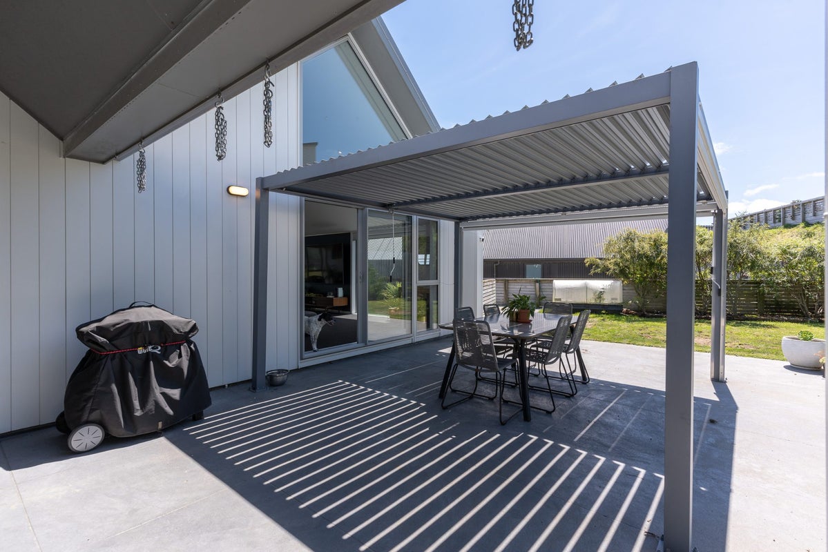 42 Tea Tree Lane, Woodridge, Wellington - Carousel 22