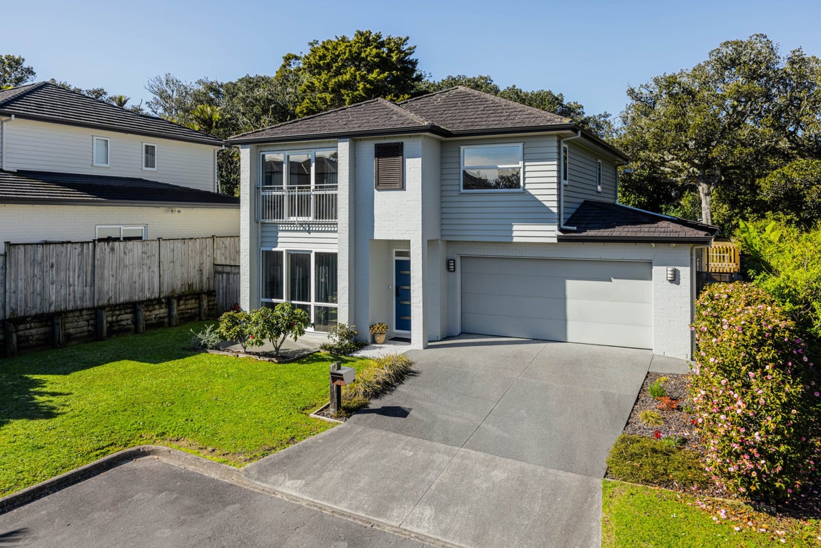 10 Vittoria Terrace, Flat Bush, Manukau City, Auckland - Carousel 1