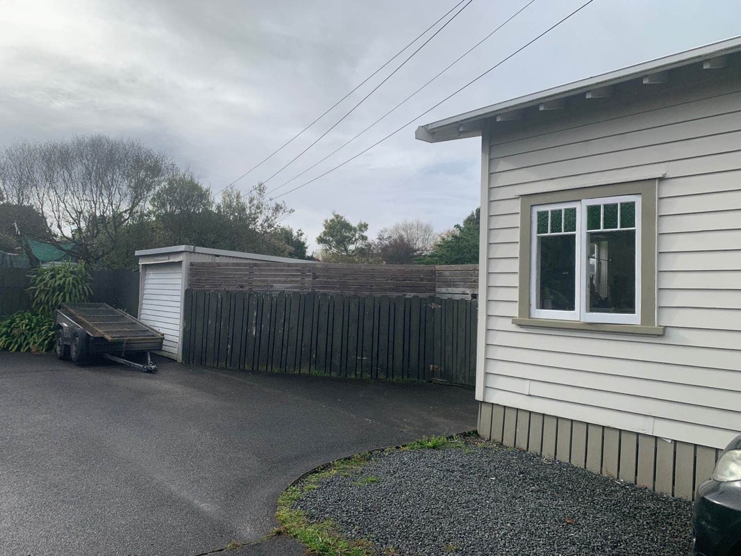 19 Te Moau Avenue, Parakai, Helensville - Carousel 2