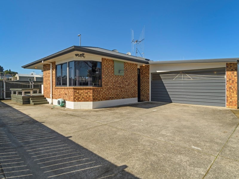73B Windsor Road, Bellevue, Tauranga - Carousel 1