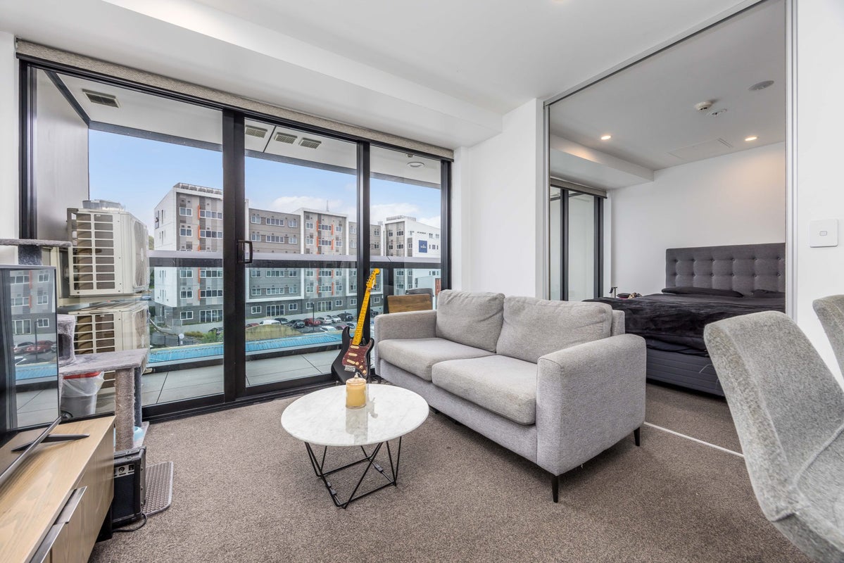 206/8 Lakewood Court, Manukau, Manukau City, Auckland - Carousel 1