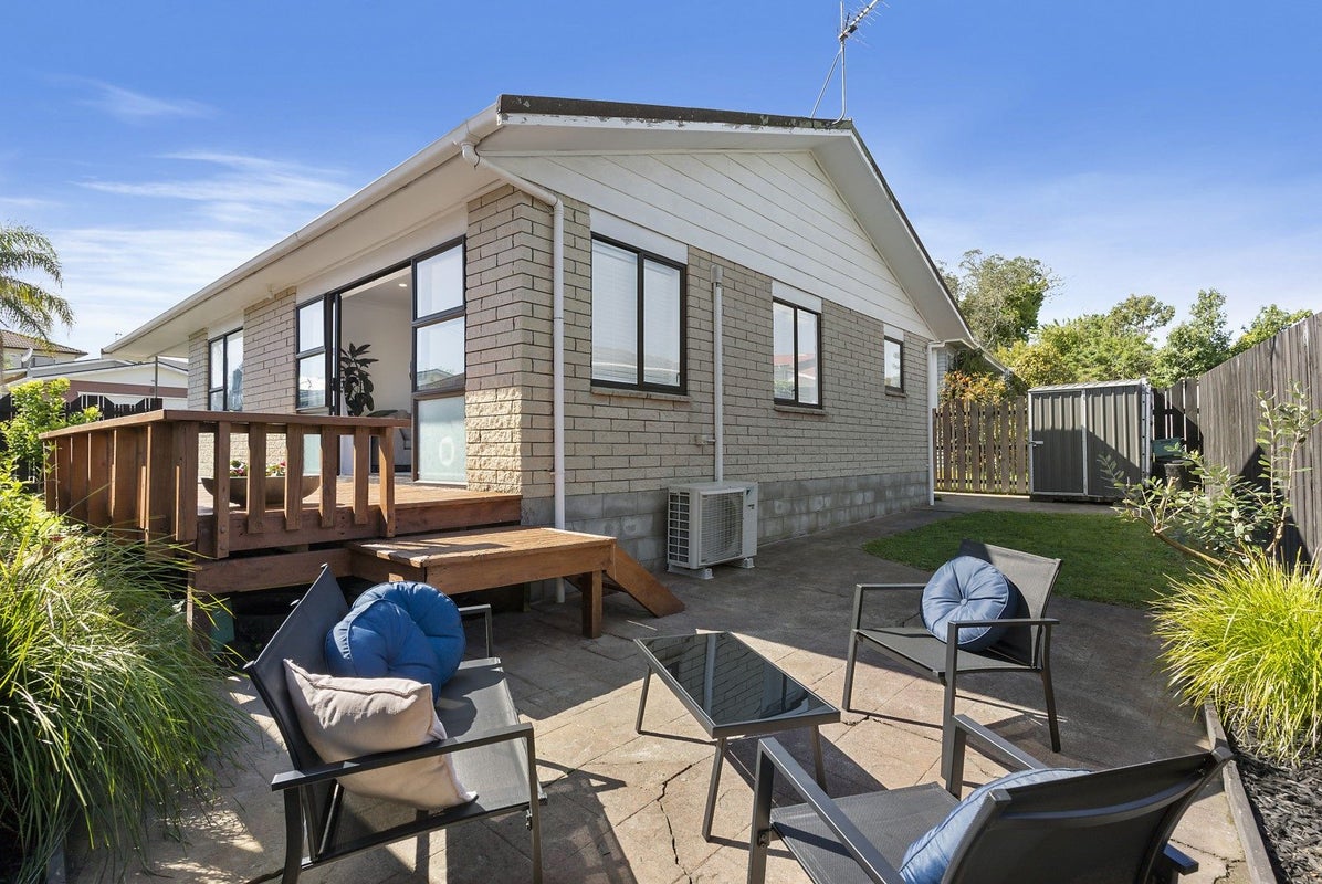 2/74 Pah Road, Papatoetoe, Auckland - Carousel 2