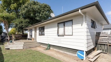 10A Breckons Avenue, Nawton, Hamilton - Carousel 1
