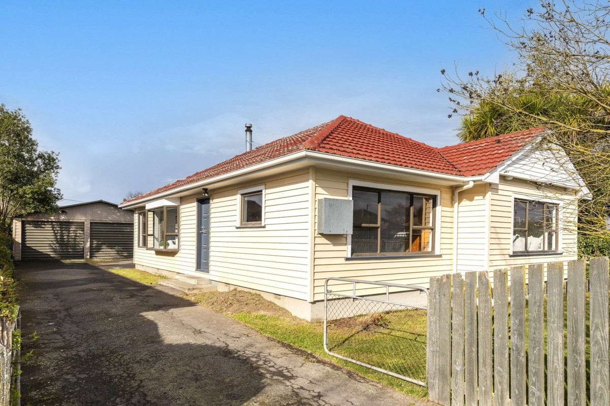 30 Bronwyn Street, Mairehau, Christchurch - Carousel 14