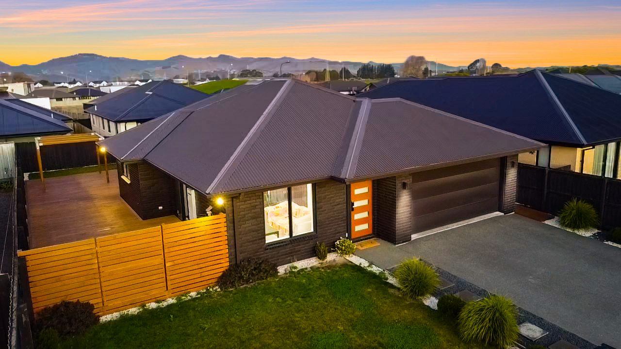 10 Ensete Road, Wigram, Christchurch - Carousel 21