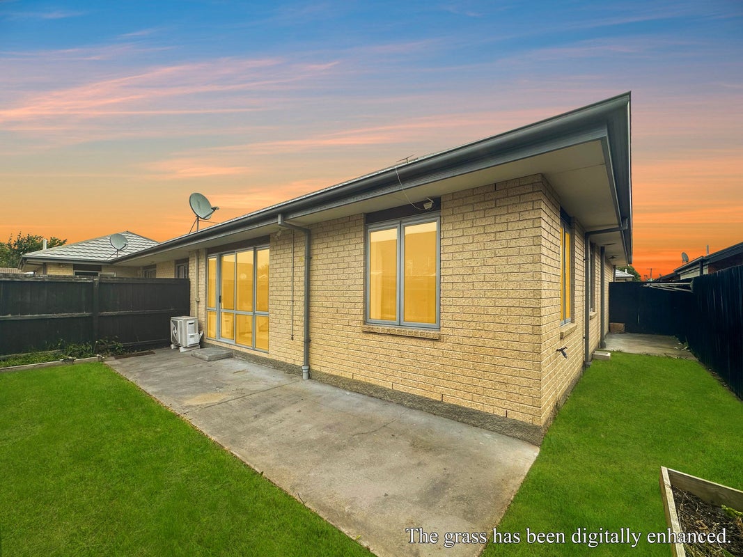 8/10 Collins Street, Addington, Christchurch - Carousel 1
