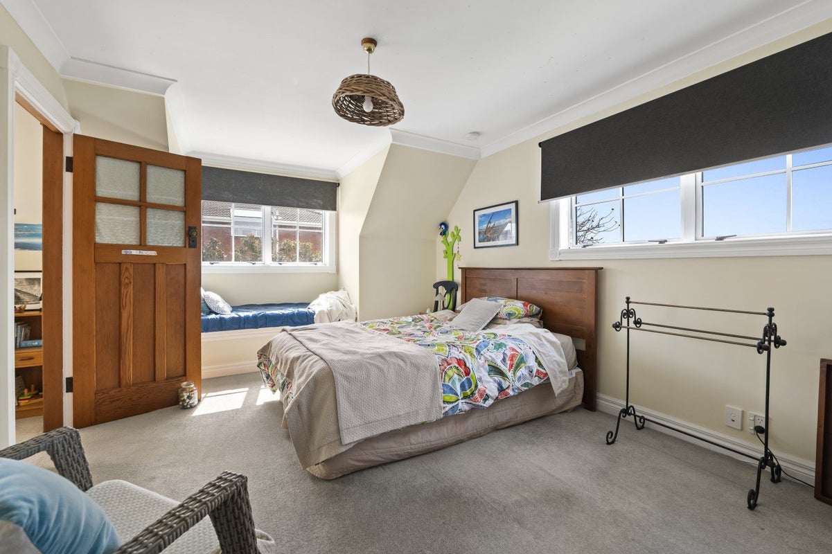 3 Richmond ST, Fitzroy, New Plymouth - Carousel 50