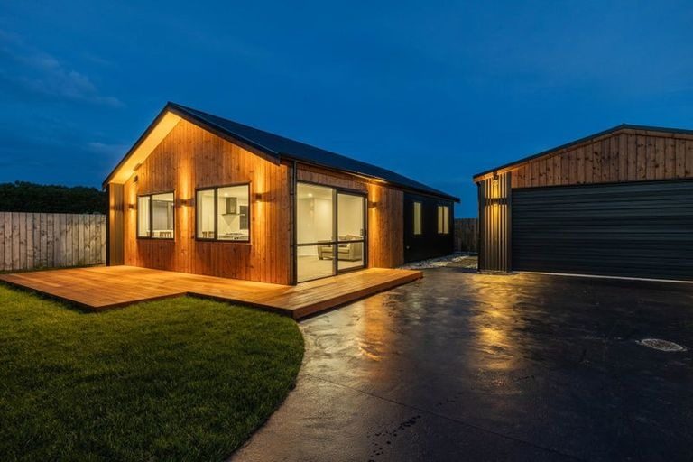 120 Severn Street, Clifton, Invercargill - Carousel 10