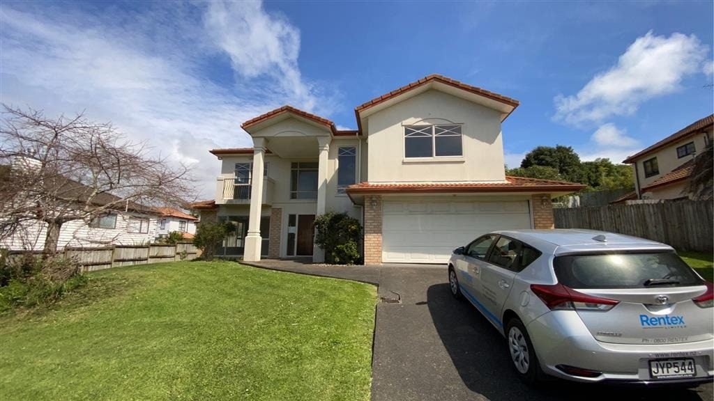 16 Killybegs Drive, Pinehill, Auckland - Carousel 1