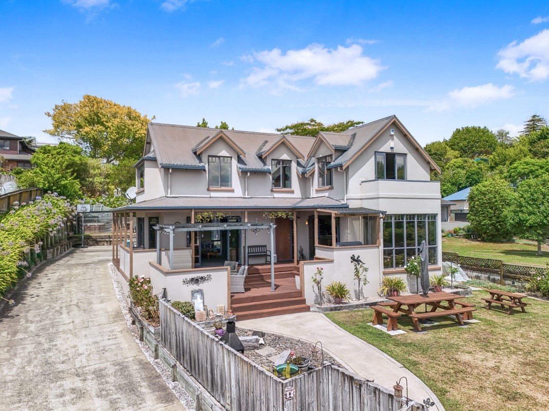 23 Aloma Way, Glenview, Hamilton - Carousel 2