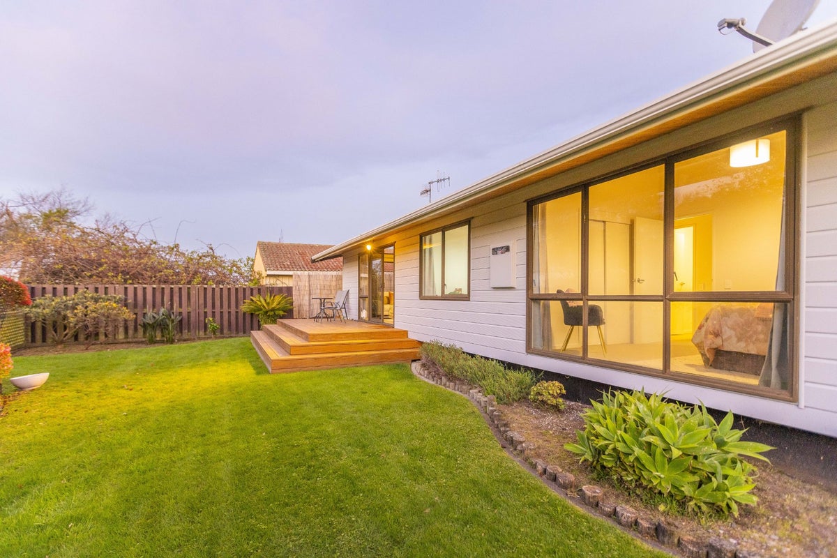 99A Rimu Road, Raumati Beach, Paraparaumu - Carousel 2