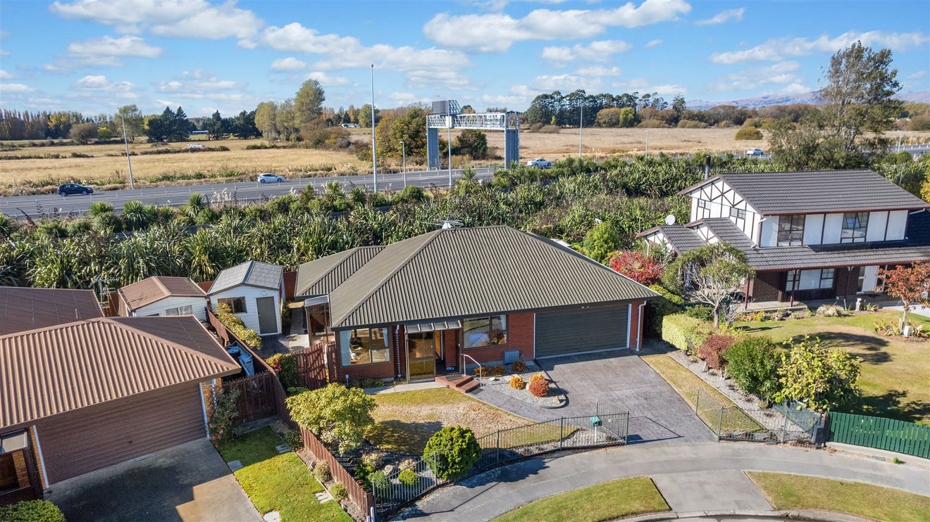 21 Mulberry Place, Redwood, Christchurch - Carousel 24