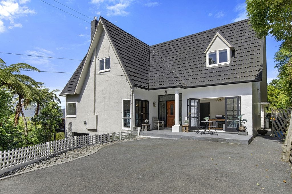 35 Gurney Road, Kelson, Lower Hutt - Carousel 33