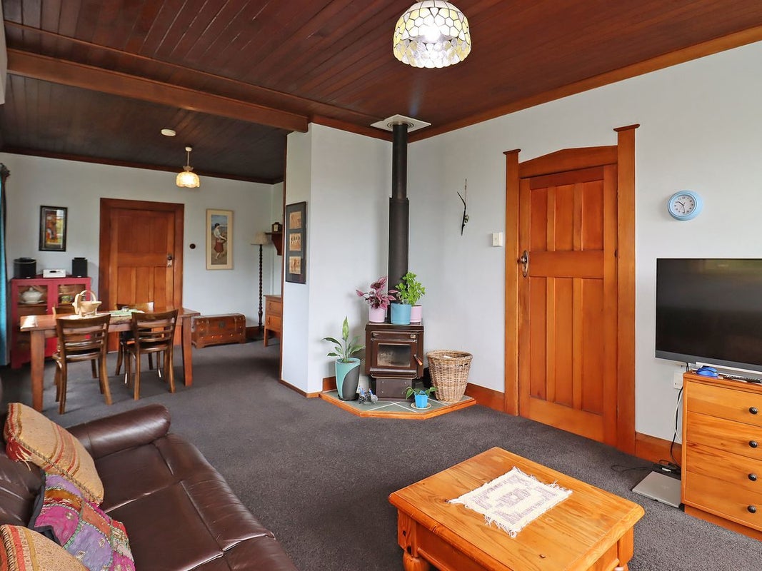 15 Conway Street, Oamaru North, Oamaru - Carousel 2