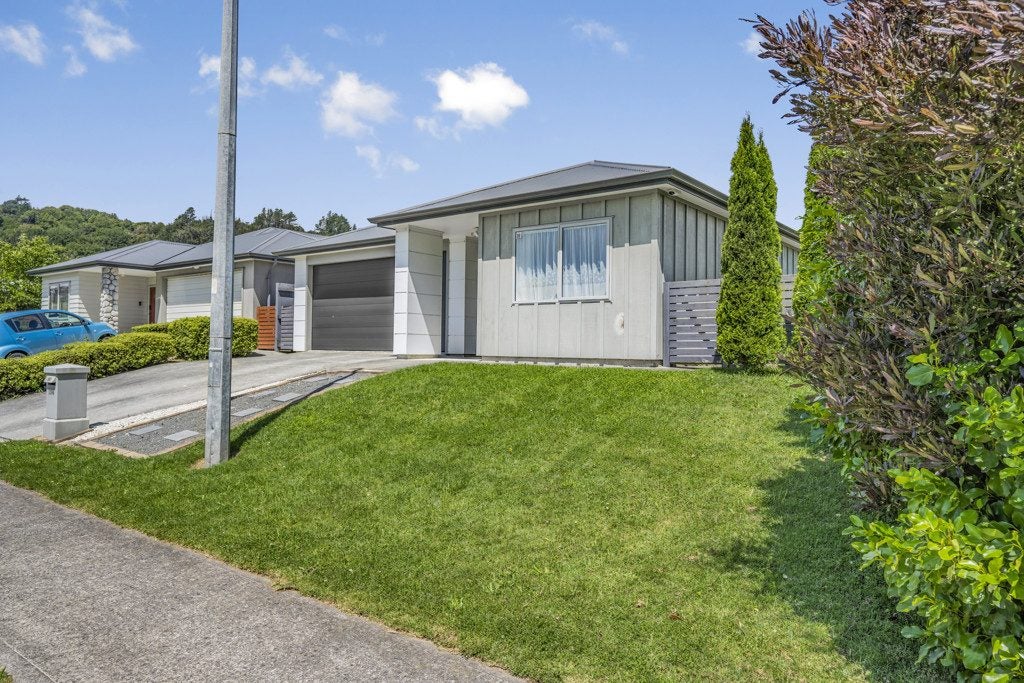 1394 High Street, Taita, Lower Hutt - Carousel 2