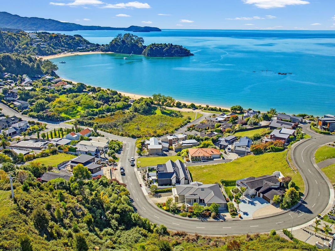 11 Torlesse Drive, Kaiteriteri, Motueka - Carousel 2