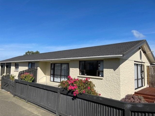 214 Teviot Street, Georgetown, Invercargill - Carousel 1