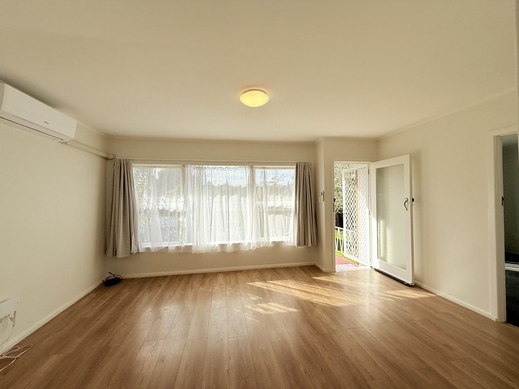 5/49 Corunna Road, Milford, Auckland - Carousel 2