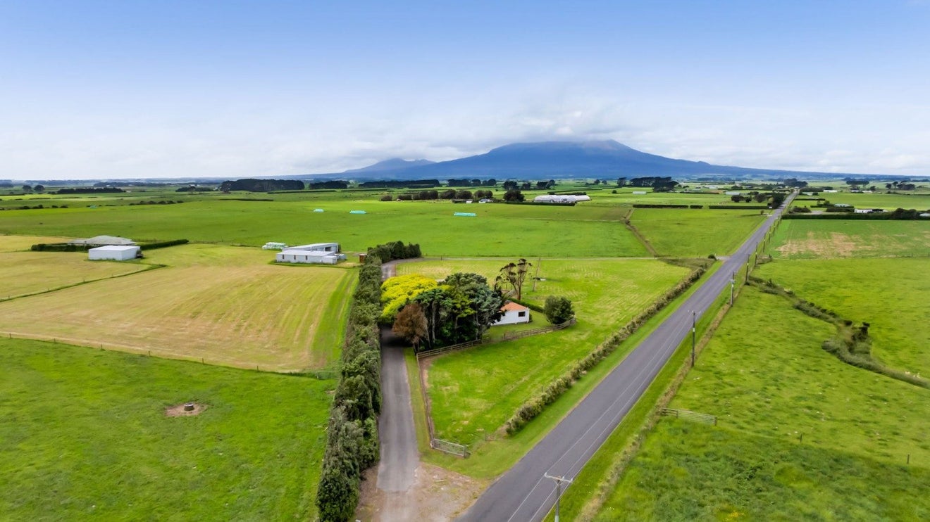 369 Patiki Road, Pihama, Opunake - Carousel 37
