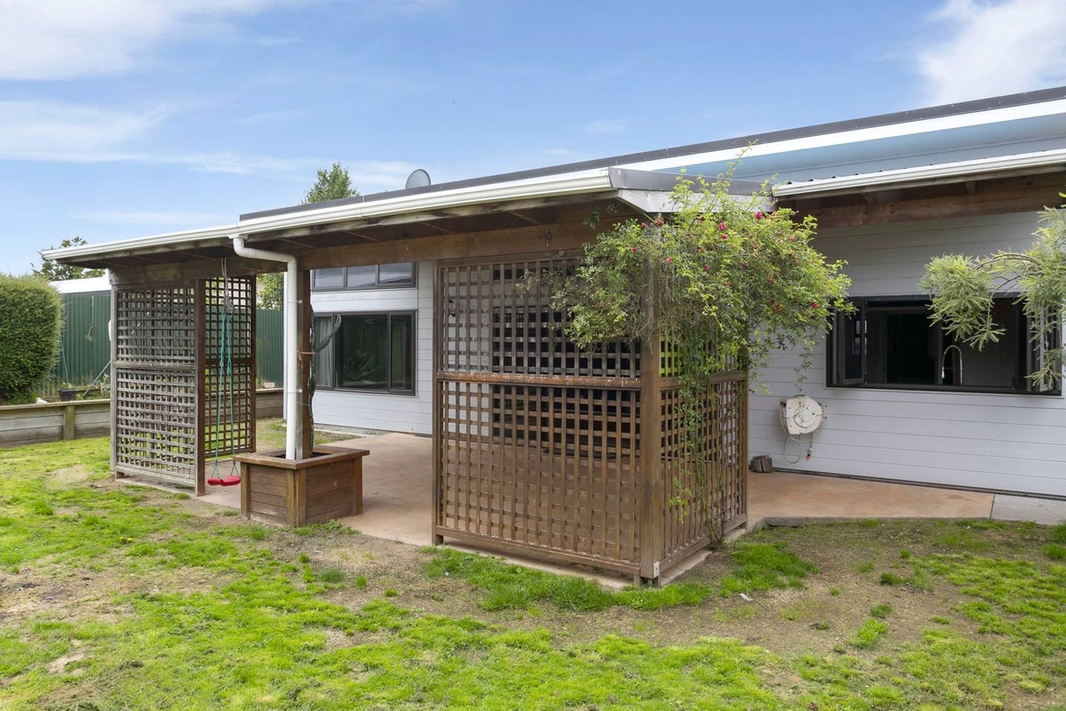 1/14 Brice Street, Tauhara, Taupo - Carousel 17