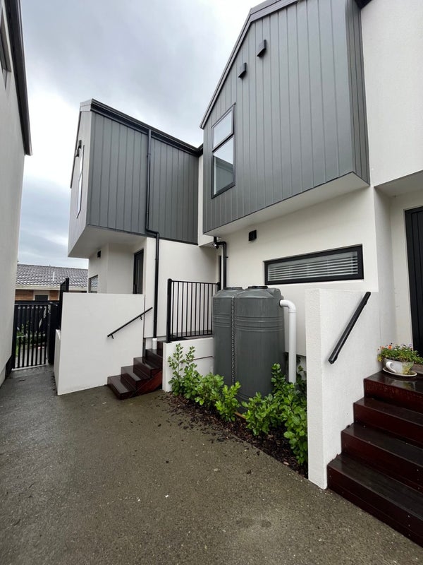 2/48 Glen Road, Stokes Valley, Lower Hutt - Carousel 1