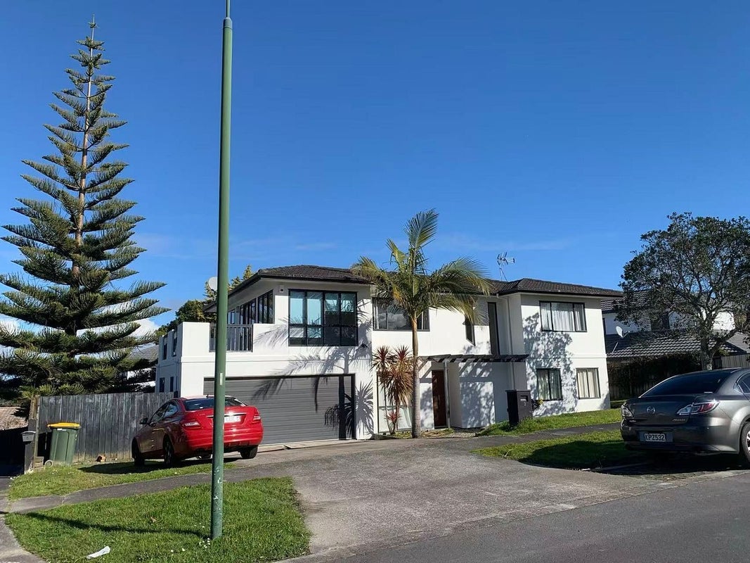 3 Coventry Way, Long Bay, Auckland - Carousel 1