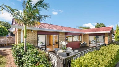 13 Orangewood Drive, Northpark, Auckland - Carousel 1