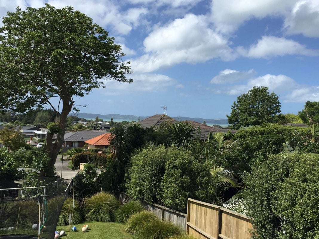 70 Beachlands Road, Beachlands, Auckland - Carousel 12