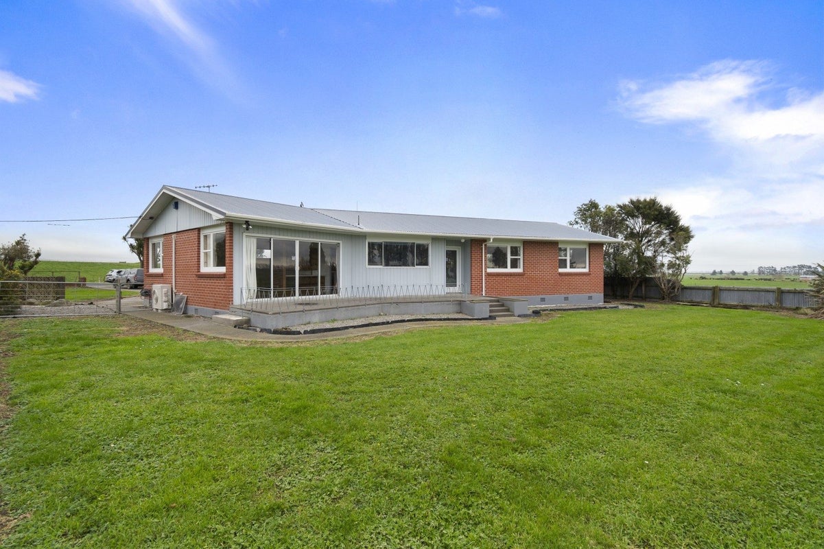 425 Makerua Road, Tokomaru, Palmerston North - Carousel 1