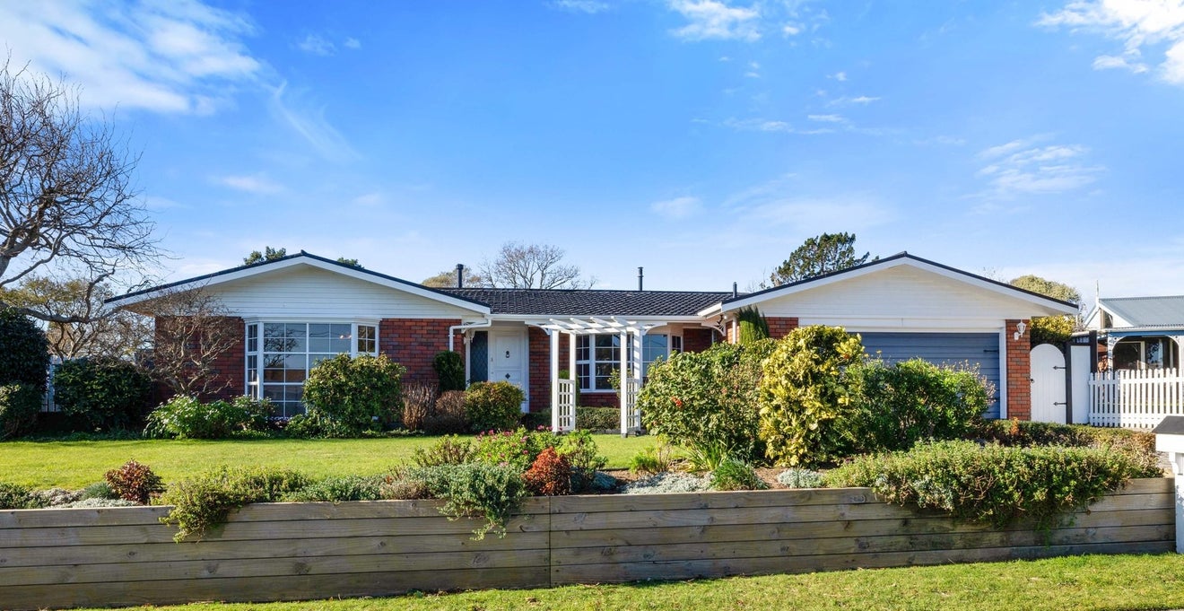 293 Mangorei Road, Merrilands, New Plymouth - Carousel 15