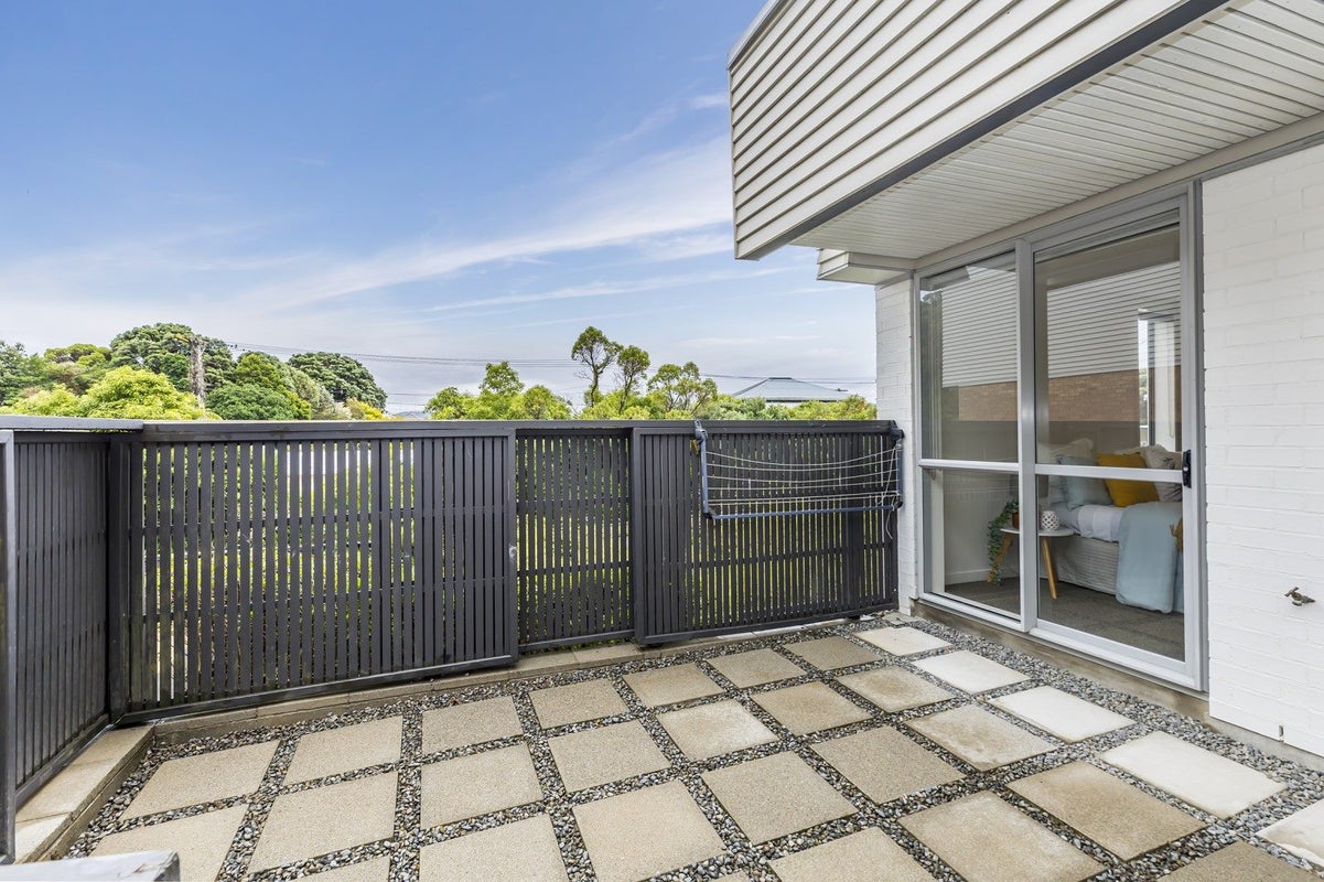 16/120 Rintoul Street, Newtown, Wellington - Carousel 2