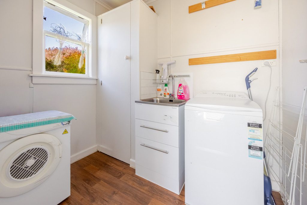 11 Tripoli Street, Onekawa, Napier - Carousel 11