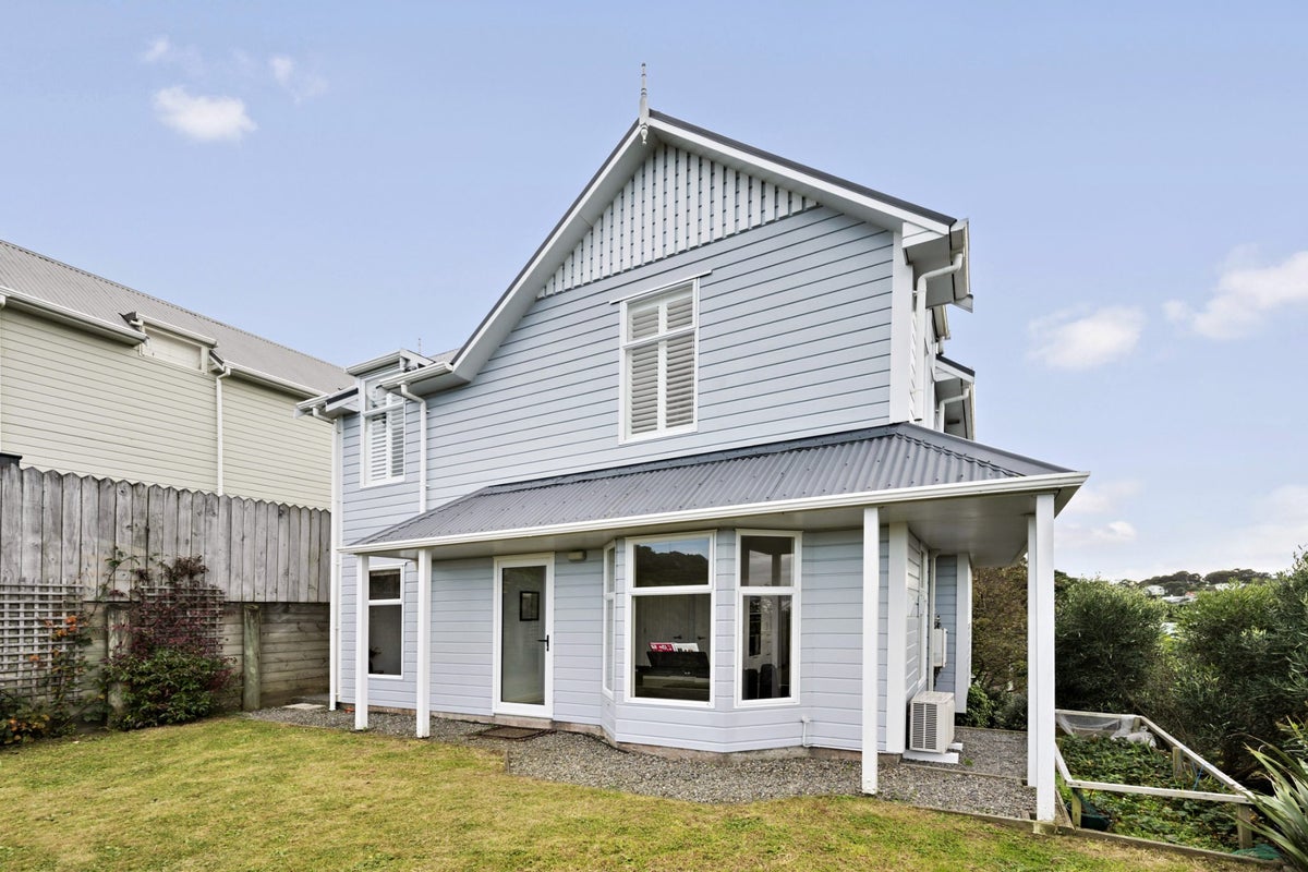 41 Mana Street, Vogeltown, Wellington - Carousel 1
