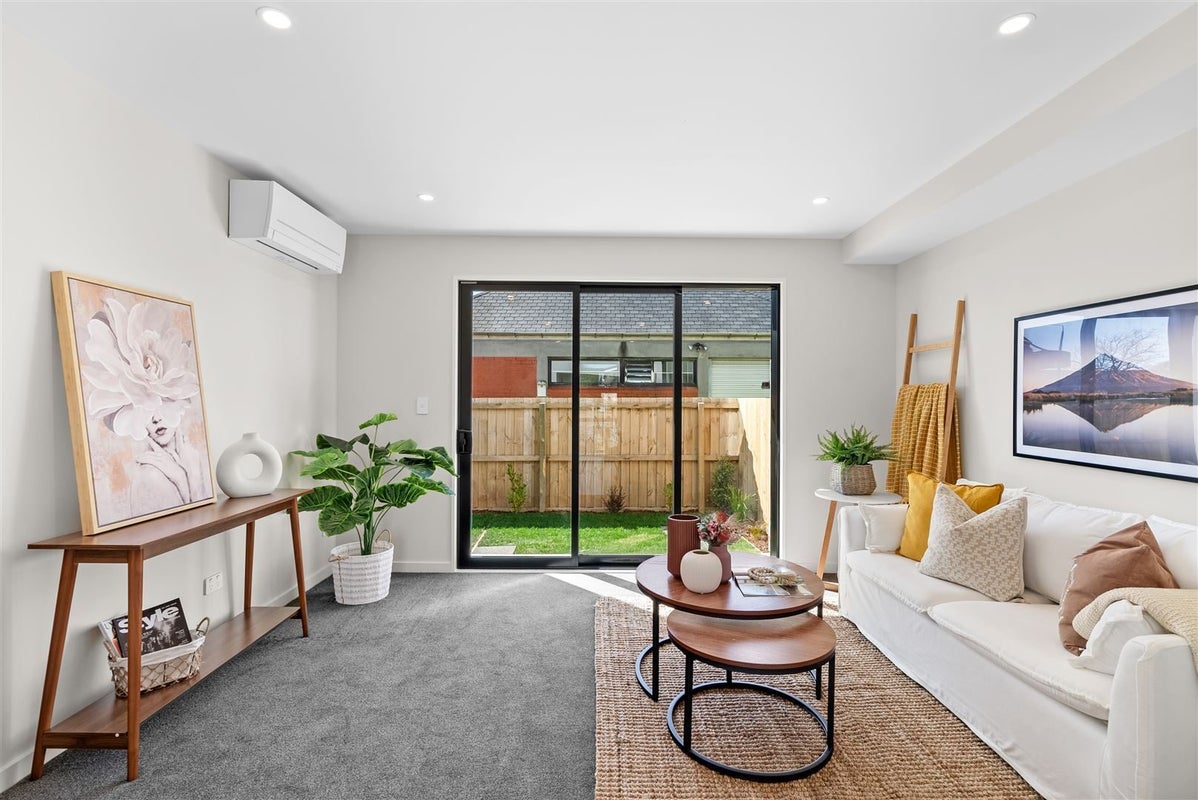 4/112 Barbour Street, Waltham, Christchurch - Carousel 1