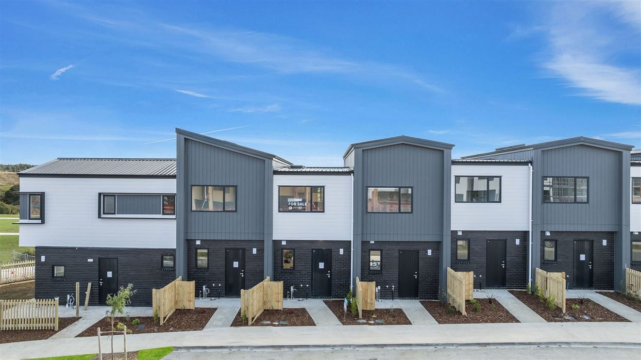47 Rana Road, Flat Bush, Auckland - Carousel 1