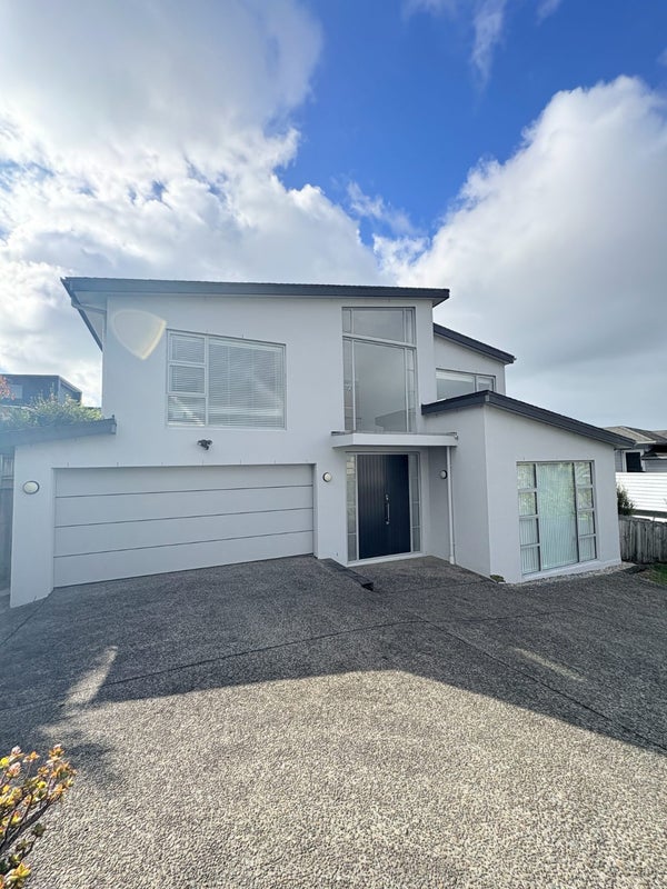 7 Zara Court, Windsor Park, Auckland - Carousel 1