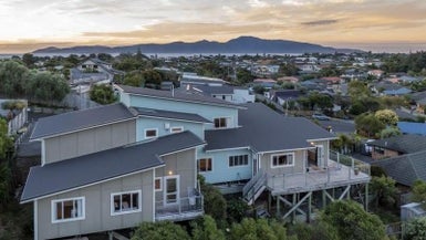7 Charlotte Way, Raumati South, Paraparaumu - Carousel 1
