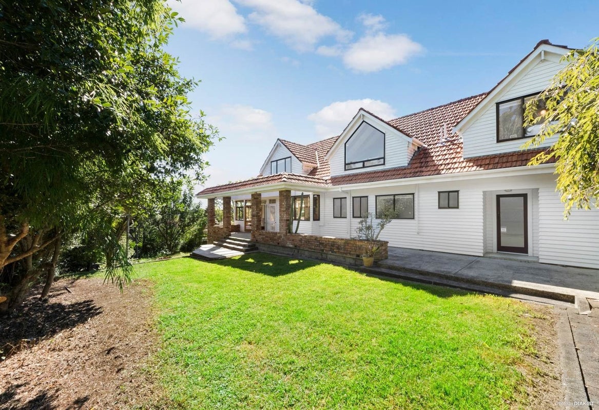 310 Glengarry Road, Glen Eden, Auckland - Carousel 1