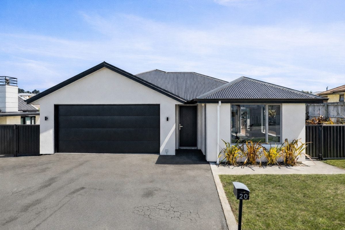 20 Lockerbie Street, Corstorphine, Dunedin - Carousel 1