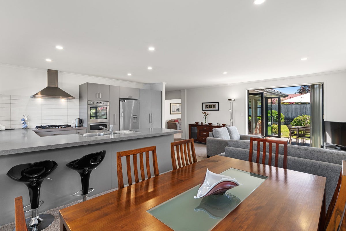 66 Carrington Drive, Papamoa Beach, Papamoa - Carousel 2